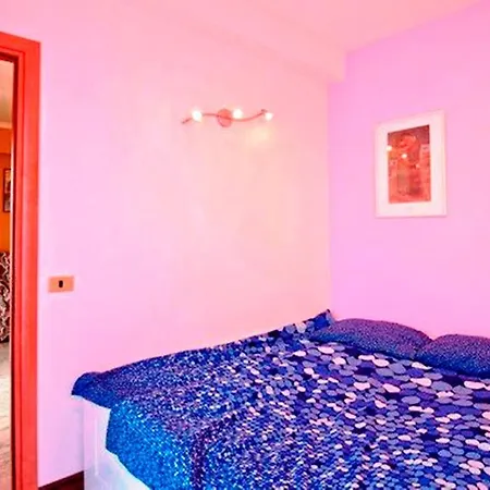 Apartment Julias Domus , Angels Suite, Metro C