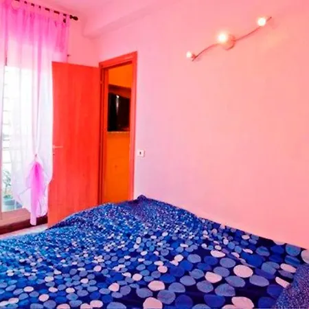 Apartment Julias Domus , Angels Suite, Metro C
